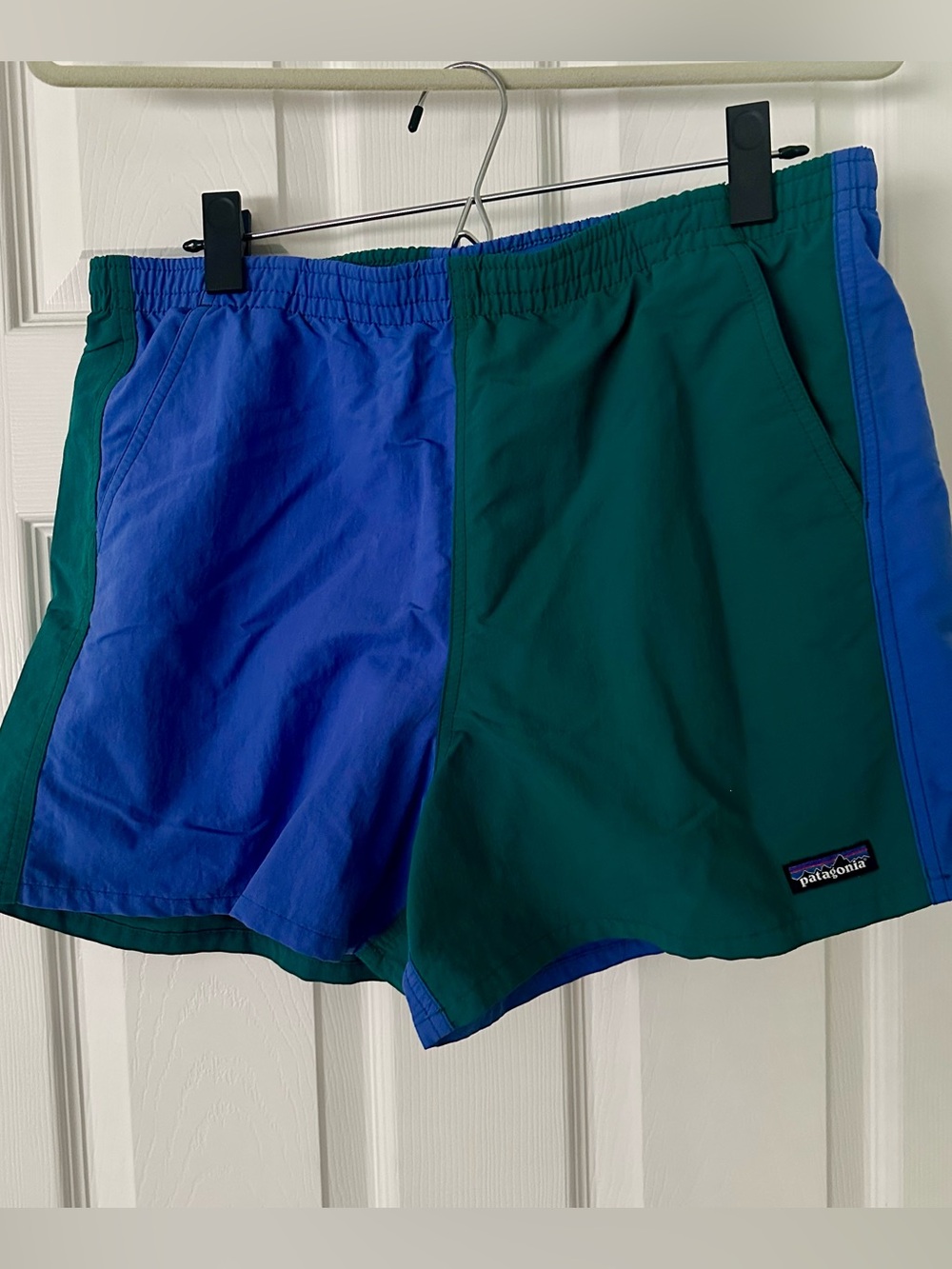 Patagonia 5in baggies size L! - Picture 2 of 4